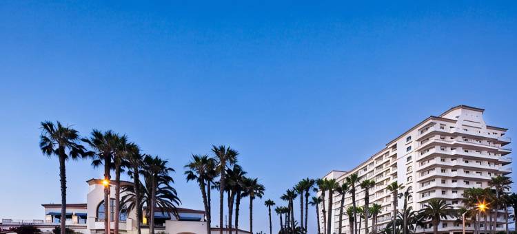 希尔顿海滨度假村酒店(The Waterfront Beach Resort, A Hilton Hotel)图片