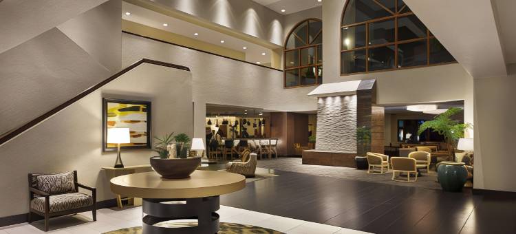 希尔顿旗下凤凰城坦佩大使套房酒店(Embassy Suites by Hilton Phoenix Tempe)图片