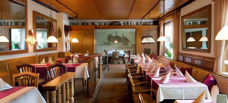 格斯托弗沃斯博酒店(Gasthof Vossbur)图片