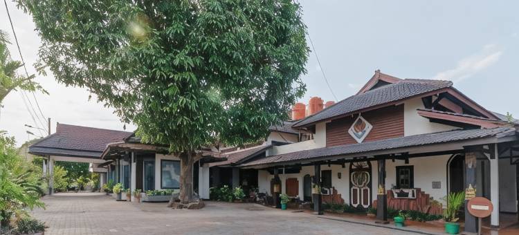 红多兹酒店-近邦加槟城特朗斯玛特(RedDoorz Near Transmart Pangkal Pinang)图片