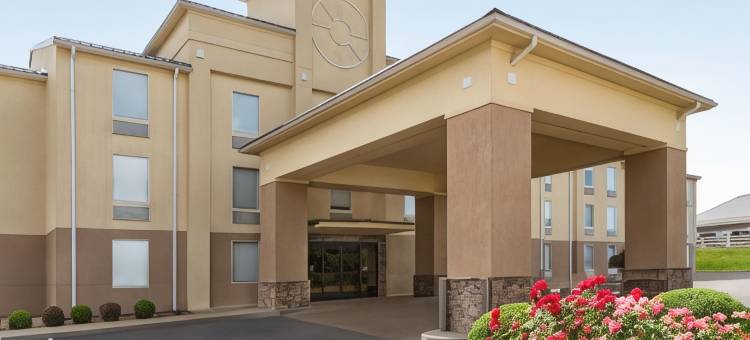 乔治敦呗盟套房酒店(Baymont by Wyndham Georgetown)图片