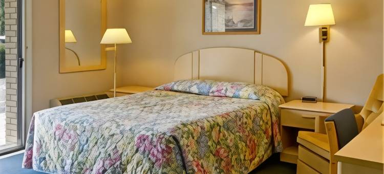 富兰克林骑士酒店(Knights Inn Franklin, PA)图片