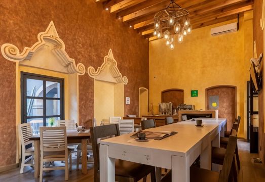 Hotel Patio Santiago Hotel Overview