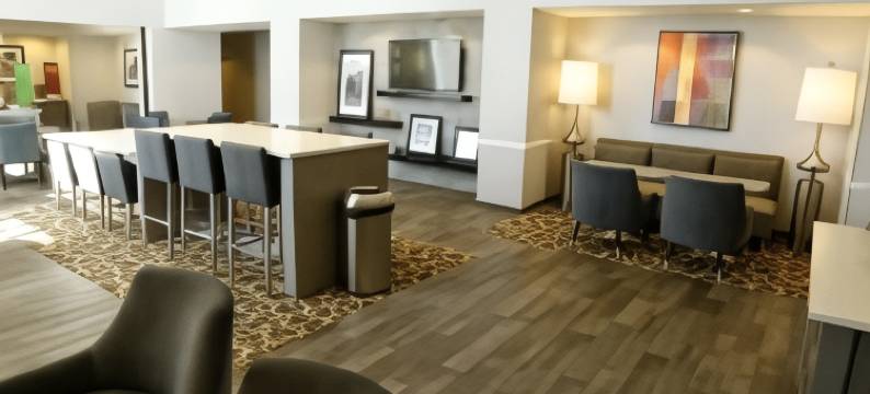 森林之城欢朋套房酒店(Hampton Inn & Suites Forest City)图片