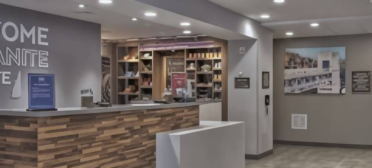 基恩希尔顿欢朋套房酒店(Hampton Inn & Suites by Hilton Keene)图片