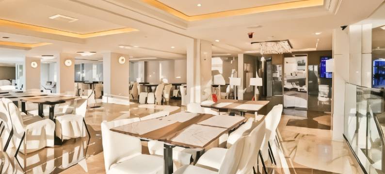 桑德里宫殿酒店(Sandri Palace Hotel)图片