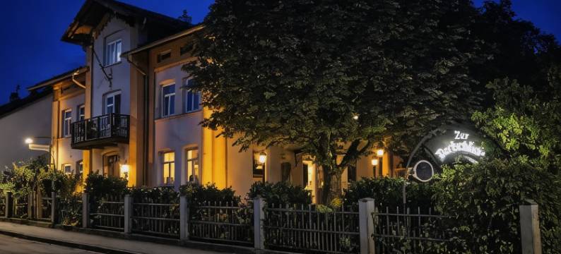 杜尔施罕克酒店(Dorfschänke Deggendorf Hotel & Apartmenthaus)图片