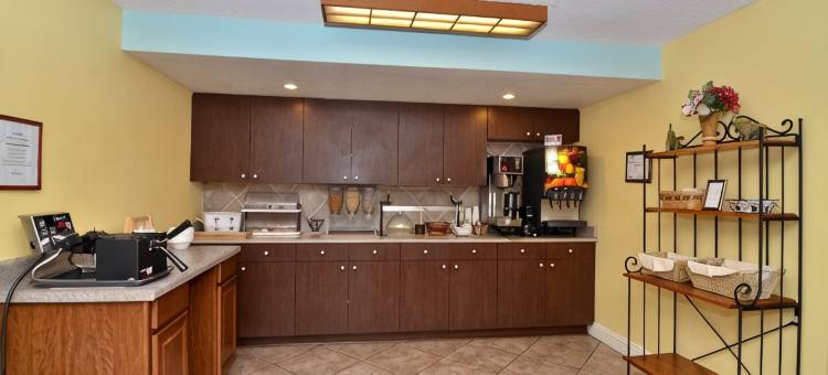 利夫奥克 I-10 283 号出口凯艺套房酒店(Quality Inn & Suites Live Oak I-10 Exit 283)图片