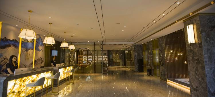 盛越东谷酒店(富锦火车站店)图片