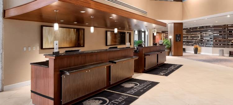 萨默塞特希尔顿逸林酒店&会议中心(DoubleTree by Hilton Somerset Hotel and Conference Center)图片