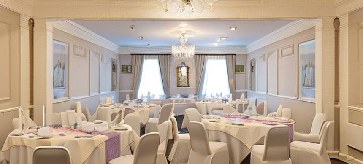 红狮贝斯特韦斯特酒店(Best Western Salisbury Red Lion Hotel)图片