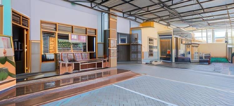 红多兹伊斯兰酒店-近新埠头阿伦阿伦(RedDoorz Syariah Near Alun-Alun Bojonegoro)图片