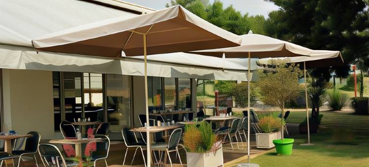 波尔多南佩萨克康铂酒店(Campanile Nature - Bordeaux Sud Pessac)图片