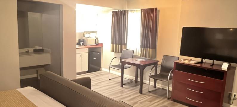 雷丁加利福尼亚州Travelodge by Wyndham(Travelodge by Wyndham Redding CA)图片