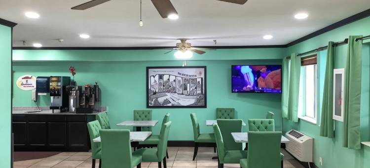 河滨-堪萨斯城温德姆速8酒店(Super 8 by Wyndham Riverside/Kansas City)图片