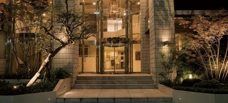 Plaza East Cabin -Male Only-图片