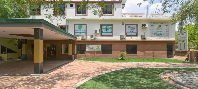 The Byke Grassfield 度假村，带户外游泳池，位于沙亚姆纳加尔(The Byke Boutique - Hotel Grassfield, Jaipur)图片