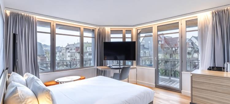 诺富特多维尔海滩酒店(Novotel Deauville Plage)图片