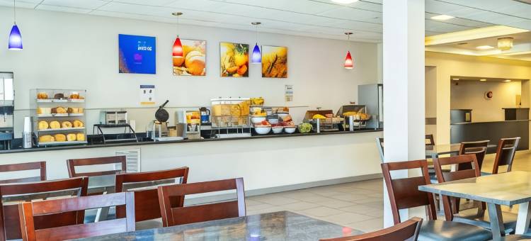 舒适套房酒店(Comfort Inn & Suites)图片