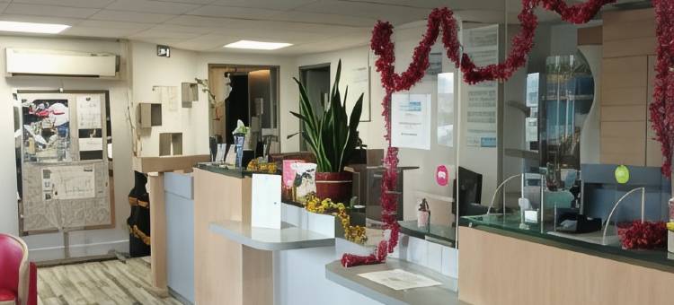 基里亚德阿根直营饭店(Kyriad Direct Agen Castelculier)图片