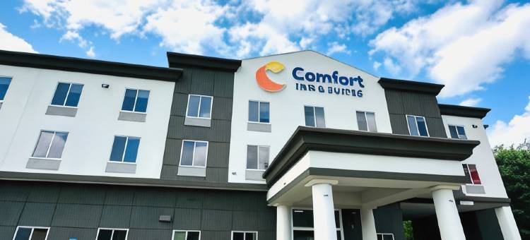 普莱恩维尔-福克斯波罗舒适套房酒店(Comfort Inn & Suites Plainville-Foxboro)图片