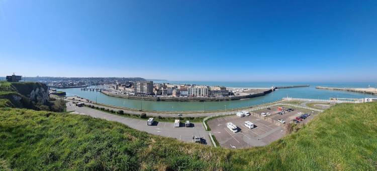 JPS假日- 迪耶普心脏的温馨公寓Le Phare Dieppois(Le Phare Dieppois by Jps Holiday - Chaleureux Appartement au cœur de Dieppe)图片