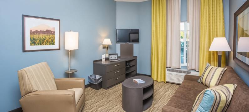 Candlewood Suites 锡德尼 by IHG(Candlewood Suites SIDNEY by IHG)图片