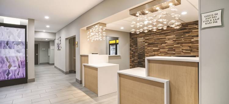 查塔努加北希克森拉昆塔温德姆套房酒店(La Quinta Inn & Suites by Wyndham Chattanooga North - Hixson)图片