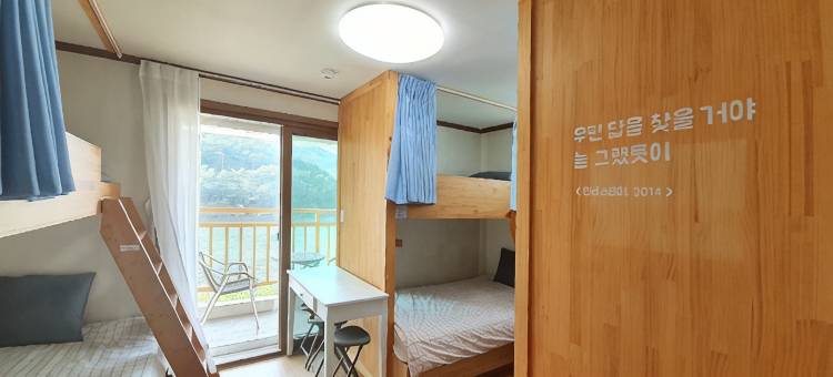 通英斯洛比民宿(Tongyeong Slobbie Guest House)图片