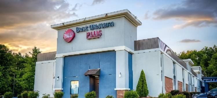 贝斯特韦斯特优质普拉斯亚德金谷套房酒店(Best Western Plus Yadkin Valley Inn  Suites)图片