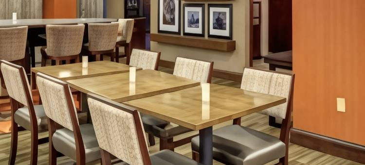 希尔顿欢朋酒店-约翰逊城(Hampton Inn Johnson City)图片