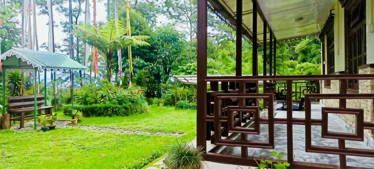 Tripoo Rhisum the Haapo Retreat图片