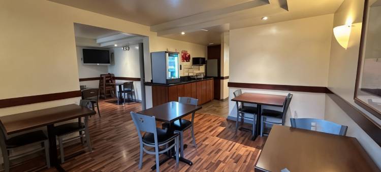 埃弗里特凯艺套房酒店(Quality Inn & Suites Everett)图片