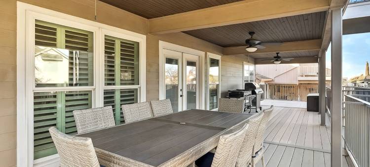湖上的奢华-带热水浴缸、火坑和船槽(Luxury on Lake LBJ with Hot Tub Firepit & Boat Slip)图片