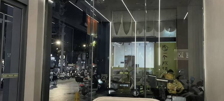 柏韵酒店(淘宝街万达广场店)图片