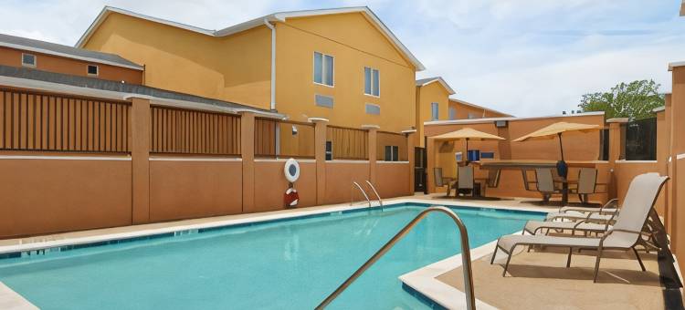 德克萨斯洛克代尔戴斯酒店(Days Inn by Wyndham Rockdale Texas)图片