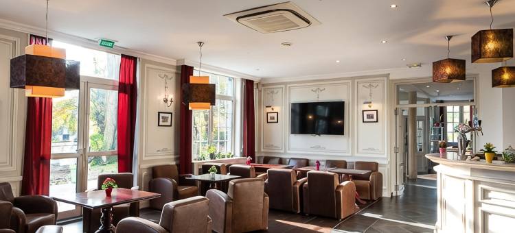 罗吉斯_拉萨皮尼埃酒店餐厅(Logis - Hotel Restaurant la Sapinière)图片