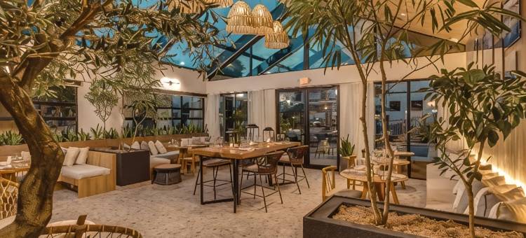乔治堡雷迪森码头酒店(Radisson Fort George Hotel and Marina)图片