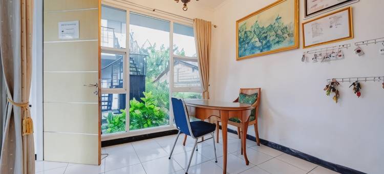 RedDoorz at Batutulis Bogor Villa Papatong by M图片