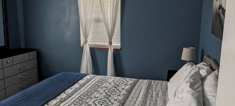 堪萨斯州立大学温馨复式度假屋(Cozy Duplex near K-State)图片