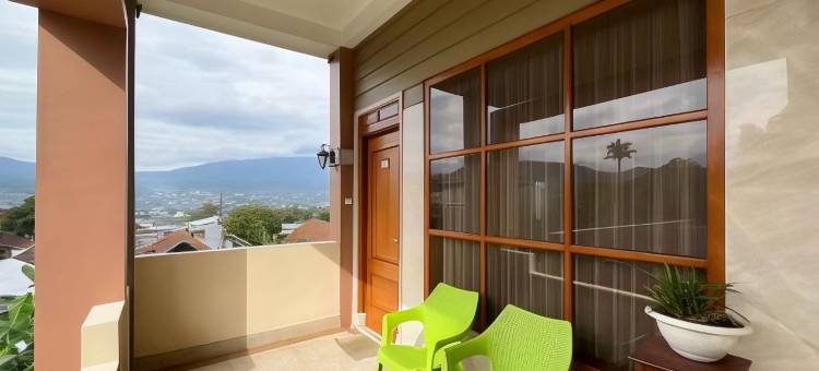 乌尔班维尤清真卡尼加拉巴图酒店(Urbanview Syariah Hotel Kanigara Batu)图片