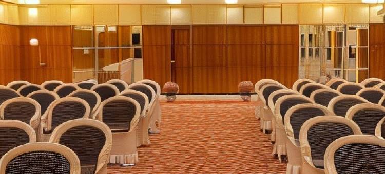 The Four Seasons Recreation图片