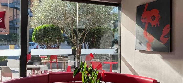 宜必思吉罗那布拉瓦海岸酒店(Ibis Girona Costa Brava)图片