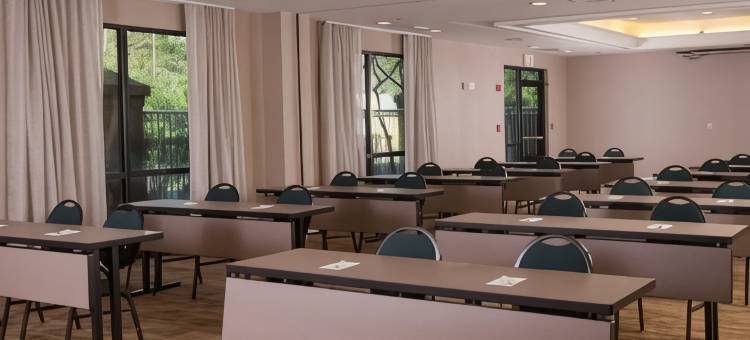 格林维尔斯巴坦堡机场万怡酒店(Courtyard Greenville-Spartanburg Airport)图片