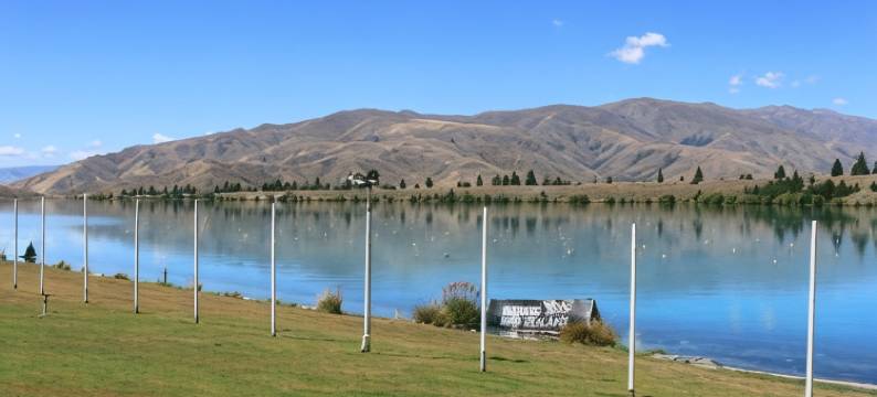 特威斯尔雷克斯汽车旅馆(The Lakes Motel)图片