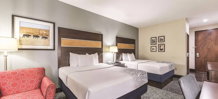 塔尔萨卡托萨拉昆塔温德姆套房酒店(La Quinta Inn & Suites by Wyndham Tulsa - Catoosa Route 66)图片