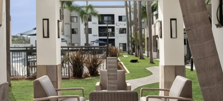 圣迭戈卡尔斯巴德万怡酒店(Courtyard San Diego Carlsbad)图片