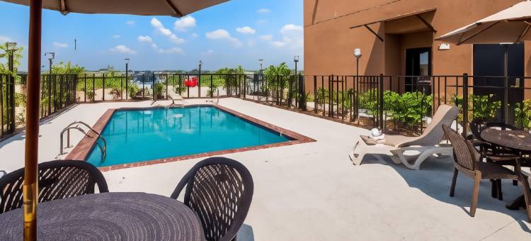 Wyndham Garden New Roads / False River图片