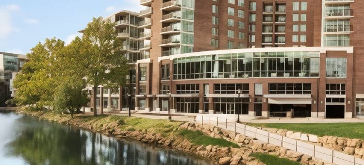 格林维尔市中心瑞尔普雷斯希尔顿希尔顿安泊酒店(Embassy Suites by Hilton Greenville Downtown Riverplace)图片