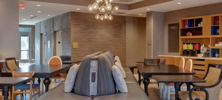 希尔顿欢朋套房酒店-夏洛特市中心(Home2 Suites by Hilton Charlotte Uptown)图片